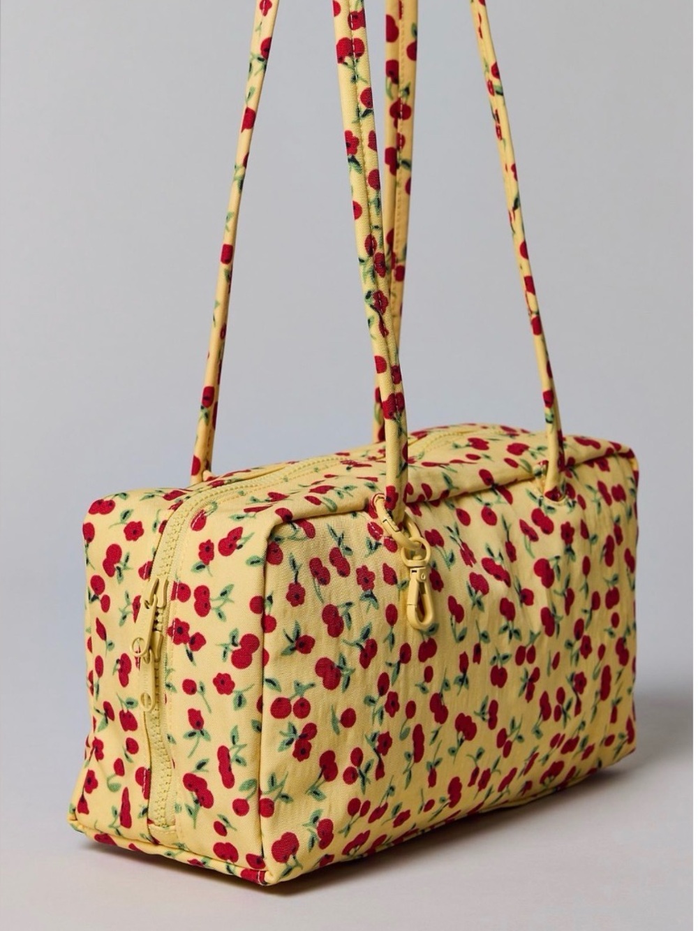 New! BAGGU nylon bowler bag in “cherry land” NWT, flawless - Picture 1 of 16